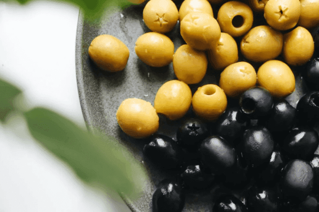 7 Ways Olives Can Help Keep You Healthy, Young and Energetic