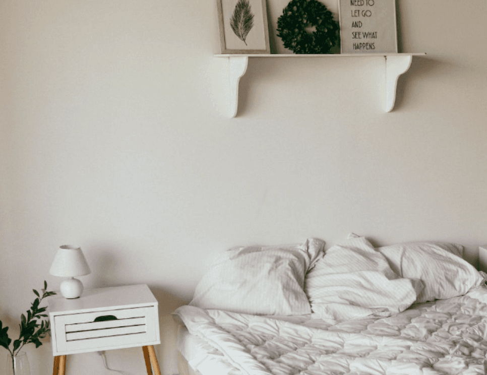 Health Coach Tip – Fix Your Sleep Associations!