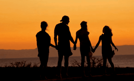 Health Coach Tip - The Health Benefits of Spending Time With Loved Ones