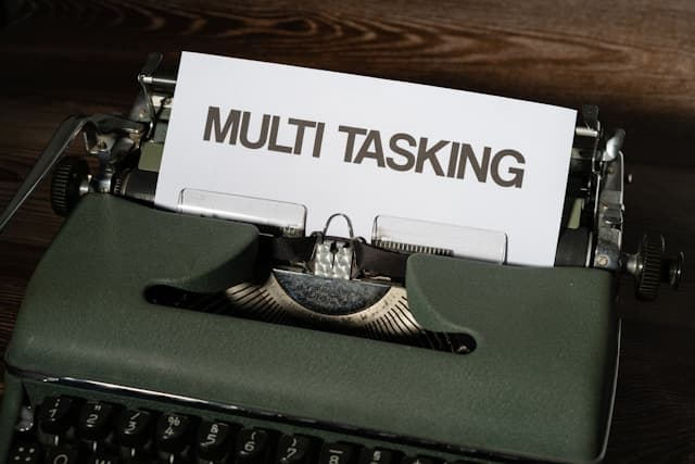 5 Reasons Why Kicking the Multitasking Habit Can Help You Age Better